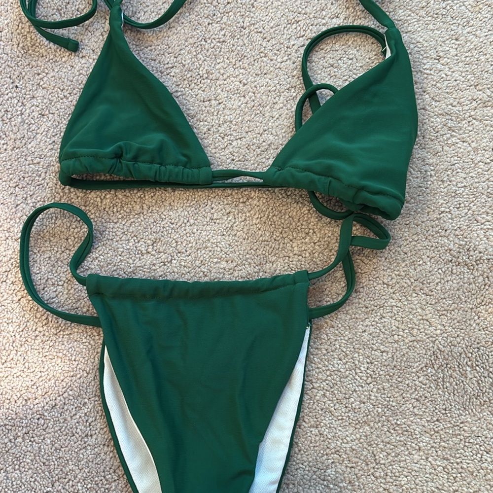 Green Triangle Bikini Set - Picture 2 of 2